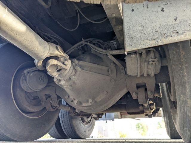 いすゞ ギガ 大型 土砂ダンプ PDG-CYM77R8(98038) 31枚目