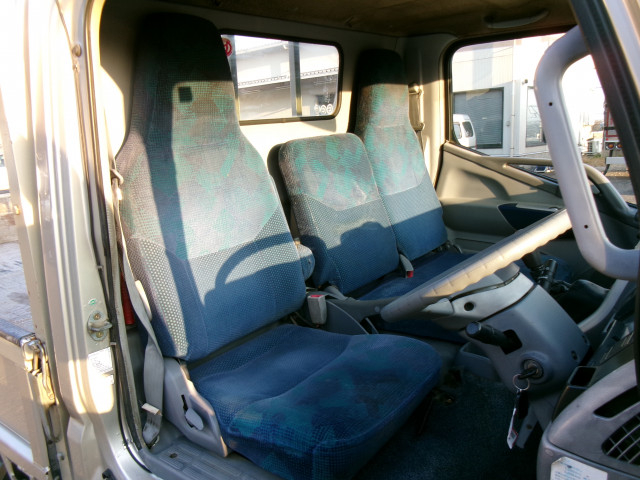 三菱ふそう キャンターガッツ 小型 平ボディ PA-FB70BB(98048) 10枚目