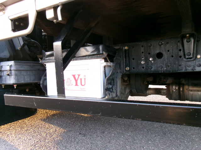 三菱ふそう キャンターガッツ 小型 平ボディ PA-FB70BB(98048) 33枚目