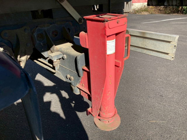 いすゞ エルフ 小型 平ボディ（クレーン付） PB-NPR81AR(98051) 22枚目