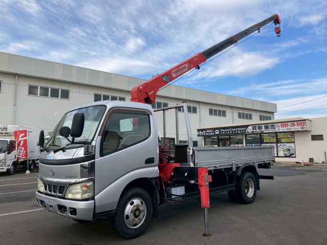 トヨタ トヨエース 小型 平ボディ（クレーン付） PB-XZU341(98052) 4枚目