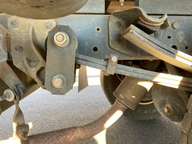 いすゞ エルフ 小型 平ボディ（クレーン付） PB-NPR81AR(98051) 31枚目