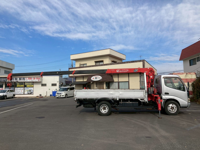 トヨタ トヨエース 小型 平ボディ（クレーン付） PB-XZU341(98052) 13枚目