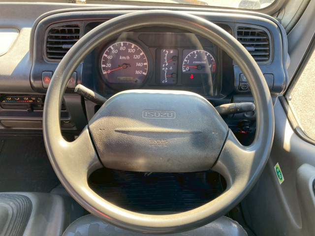 いすゞ エルフ 小型 平ボディ（クレーン付） PB-NPR81AR(98051) 40枚目