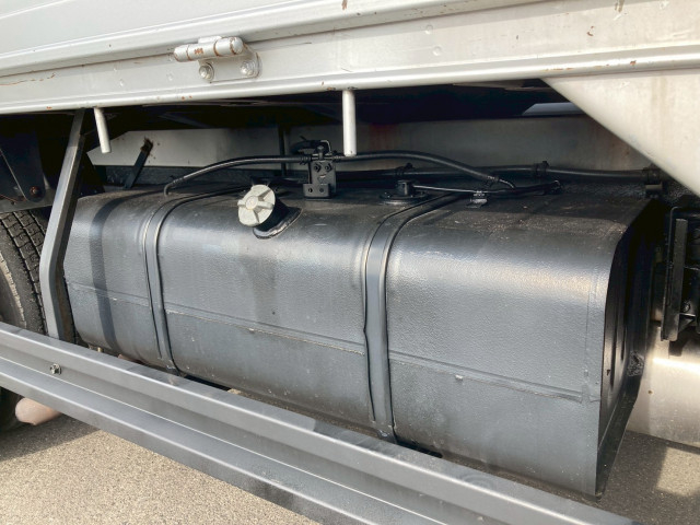 トヨタ トヨエース 小型 平ボディ（クレーン付） PB-XZU341(98052) 30枚目