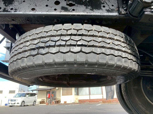 トヨタ トヨエース 小型 平ボディ（クレーン付） PB-XZU341(98052) 31枚目