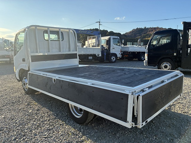 トヨタ ダイナ 小型 平ボディ KK-XZU302(98059) 13枚目