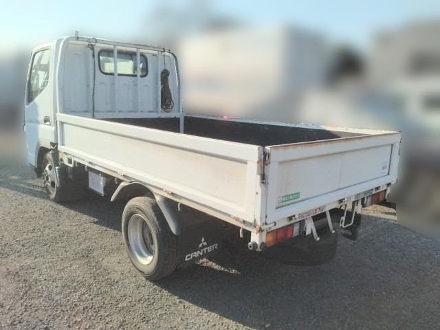 三菱ふそう キャンターガッツ 小型 平ボディ KG-FB70AA(98062) 6枚目