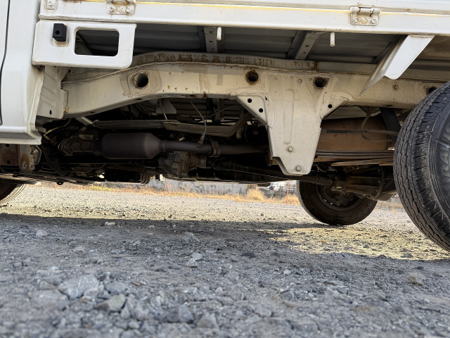 トヨタ ライトエース 小型 平ボディ DBF-S412U(97200) 8枚目