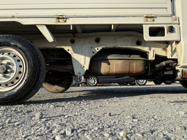 トヨタ ライトエース 小型 平ボディ DBF-S412U(97200) 28枚目