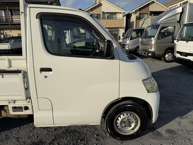 トヨタ ライトエース 小型 平ボディ DBF-S412U(97200) 33枚目