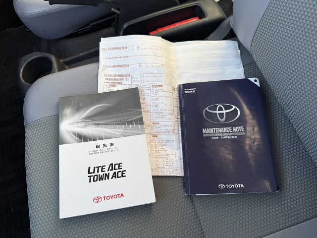 トヨタ ライトエース 小型 平ボディ DBF-S412U(97200) 46枚目