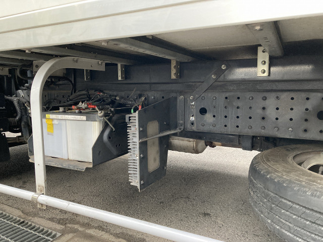 三菱ふそう キャンター 小型 バン TPG-FEA50(98073) 9枚目