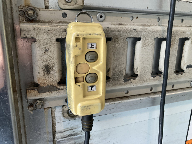 三菱ふそう キャンター 小型 バン TPG-FEA50(98073) 27枚目