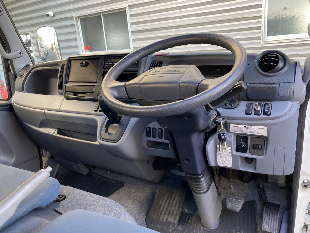 三菱ふそう キャンター 小型 平ボディ TKG-FBA50(98074) 9枚目