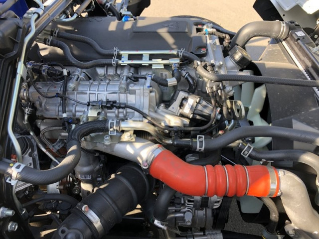 三菱ふそう キャンター 小型 平ボディ（クレーン付） 2PG-FEB80(98092) 17枚目