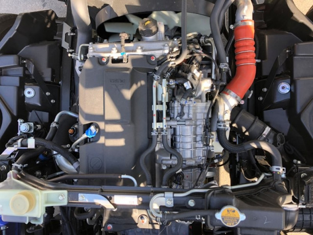 三菱ふそう キャンター 小型 平ボディ（クレーン付） 2PG-FEB80(98092) 18枚目