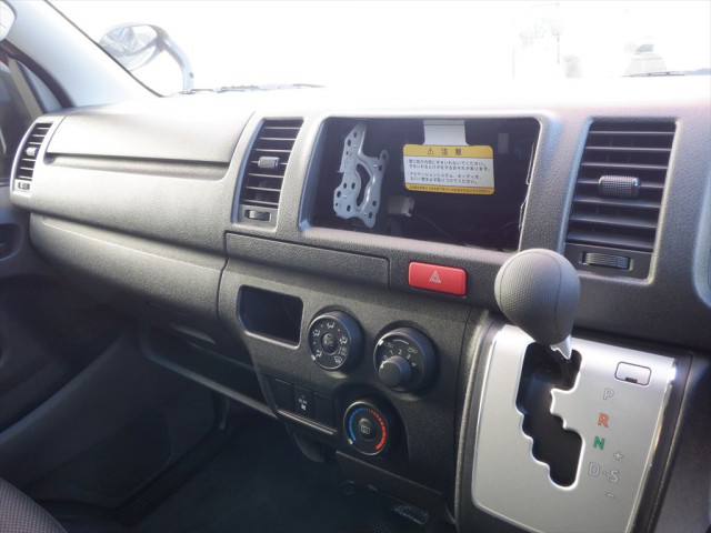 トヨタ ハイエース 小型 バン 3DF-GDH201V(98094) 10枚目