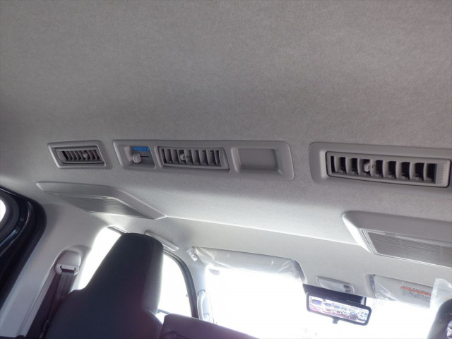 トヨタ ハイエース 小型 バン 3DF-GDH201V(98094) 14枚目