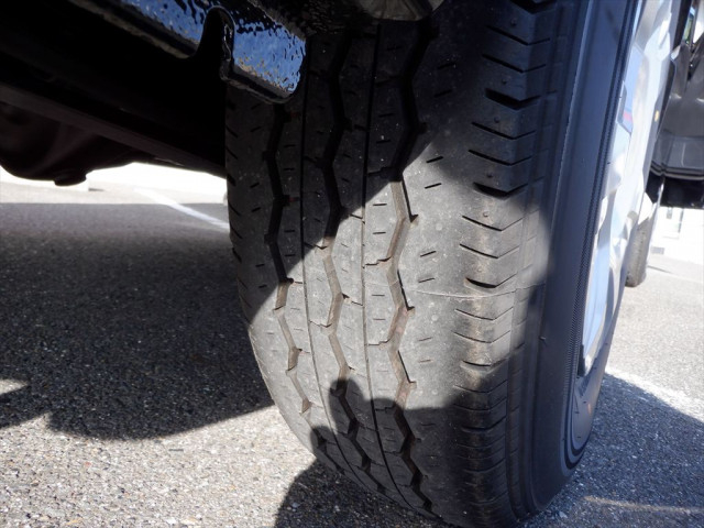 トヨタ ハイエース 小型 バン 3DF-GDH201V(98094) 17枚目