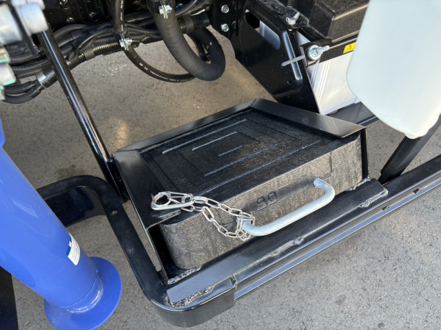 三菱ふそう キャンター 小型 平ボディ（クレーン付） 2PG-FEB80(98093) 29枚目