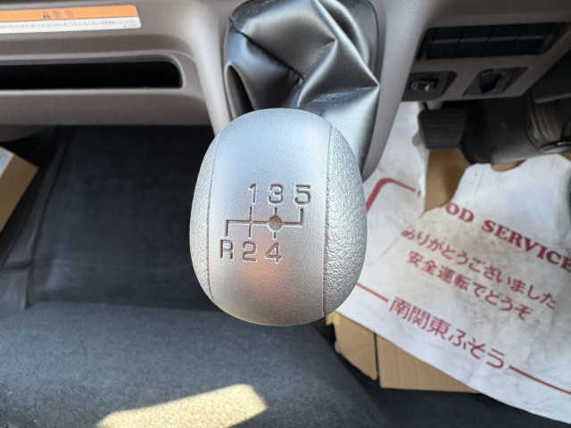 三菱ふそう キャンター 小型 平ボディ（クレーン付） 2PG-FEB80(98093) 34枚目