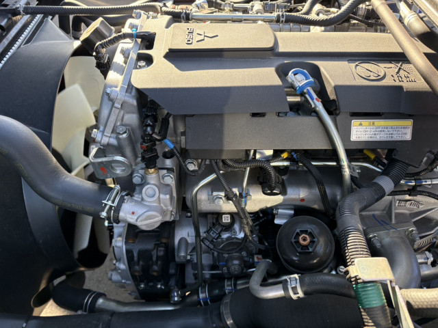 三菱ふそう キャンター 小型 平ボディ（クレーン付） 2PG-FEB80(98093) 40枚目