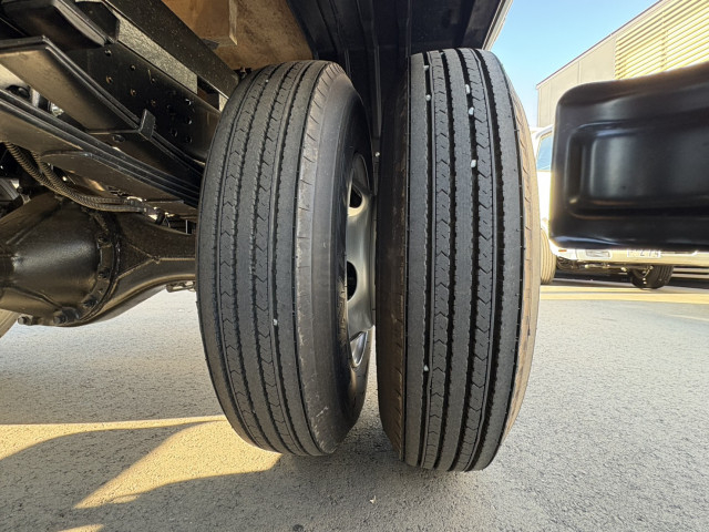 三菱ふそう キャンター 小型 平ボディ（クレーン付） 2PG-FEB80(98093) 44枚目