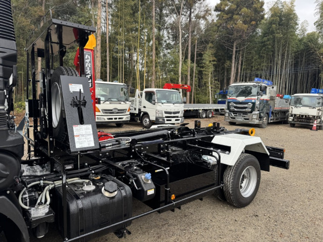 三菱ふそう ファイター 中型 コンテナ専用車 2KG-FK72F(98096) 7枚目