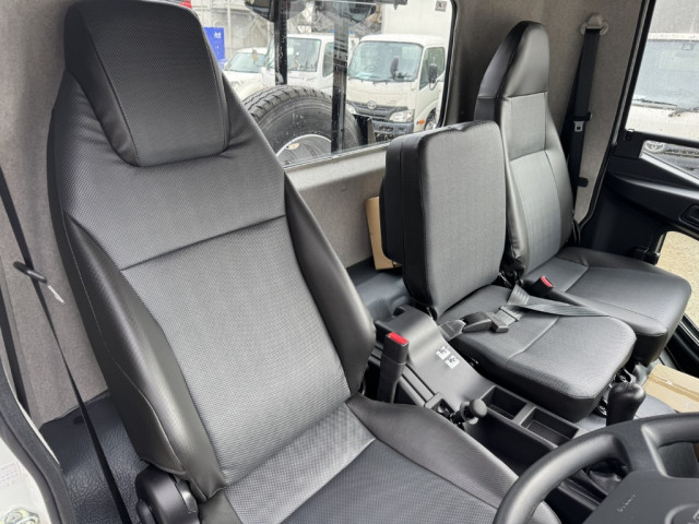 三菱ふそう ファイター 中型 コンテナ専用車 2KG-FK72F(98096) 25枚目