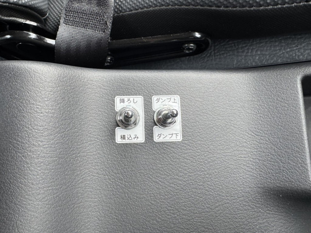 三菱ふそう ファイター 中型 コンテナ専用車 2KG-FK72F(98096) 32枚目