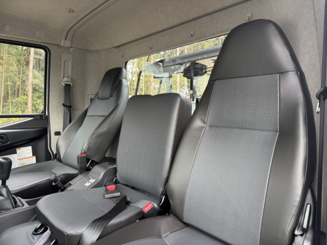 三菱ふそう ファイター 中型 コンテナ専用車 2KG-FK72F(98096) 35枚目