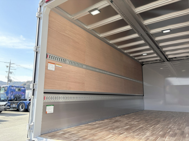 いすゞ フォワード 中型 ウィング 2RG-FRR90S4(98098) 11枚目