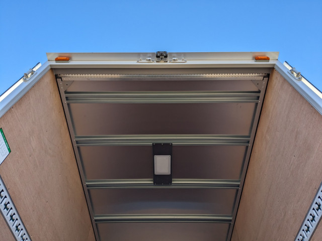 三菱ふそう キャンター 小型 バン 2RG-FEAV0(98099) 11枚目