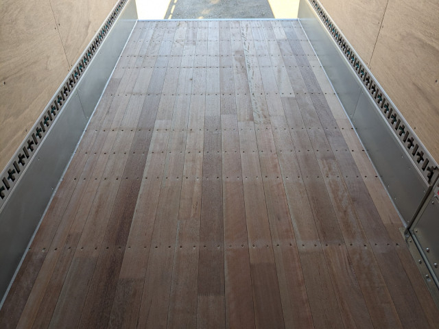 三菱ふそう キャンター 小型 バン 2RG-FEAV0(98099) 17枚目