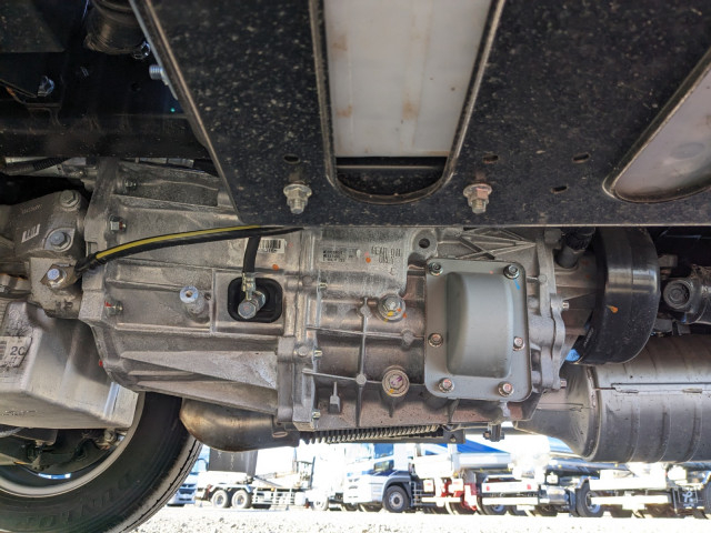 三菱ふそう キャンター 小型 バン 2RG-FEAV0(98099) 24枚目