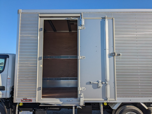 三菱ふそう キャンター 小型 バン 2RG-FEAV0(98099) 26枚目