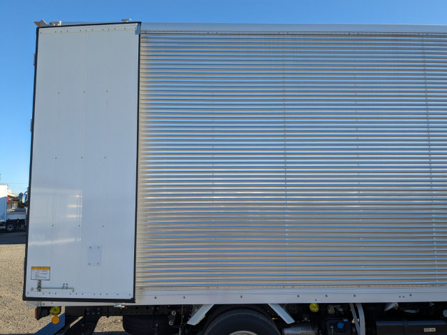 三菱ふそう キャンター 小型 バン 2RG-FEAV0(98099) 28枚目