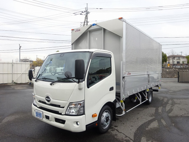 日野 デュトロ 小型 ウィング 2KG-XZU722M(98100) 1枚目