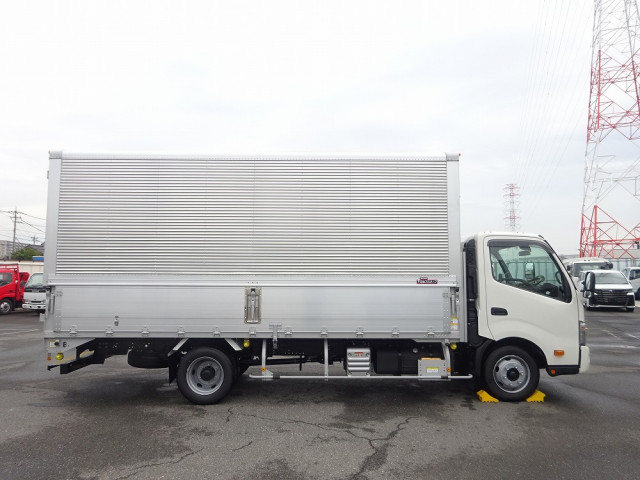 日野 デュトロ 小型 ウィング 2KG-XZU722M(98100) 18枚目