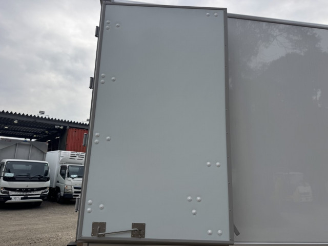 日野 レンジャー 中型 冷蔵冷凍バン 2KG-FD2ABG(98102) 21枚目