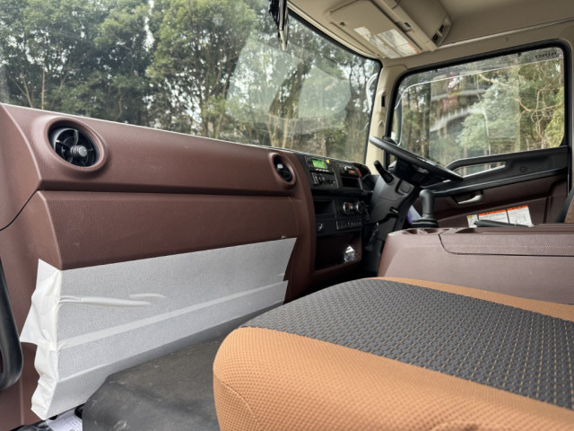 日野 レンジャー 中型 冷蔵冷凍バン 2KG-FD2ABG(98102) 40枚目