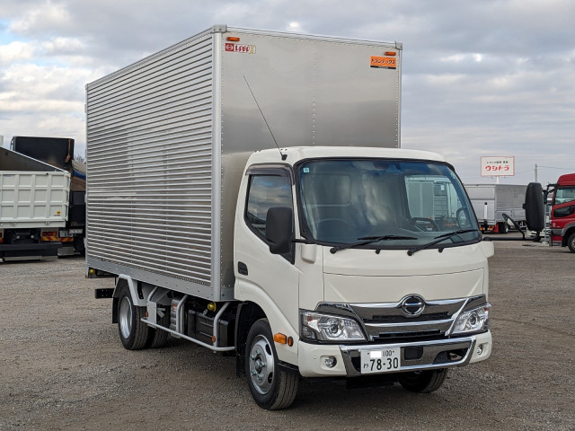 日野 デュトロ 小型 バン 2KG-XZU655M(98104) 3枚目