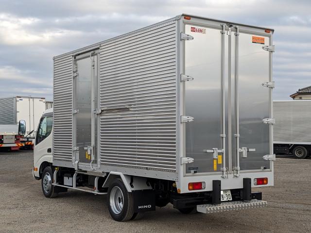 日野 デュトロ 小型 バン 2KG-XZU655M(98104) 4枚目