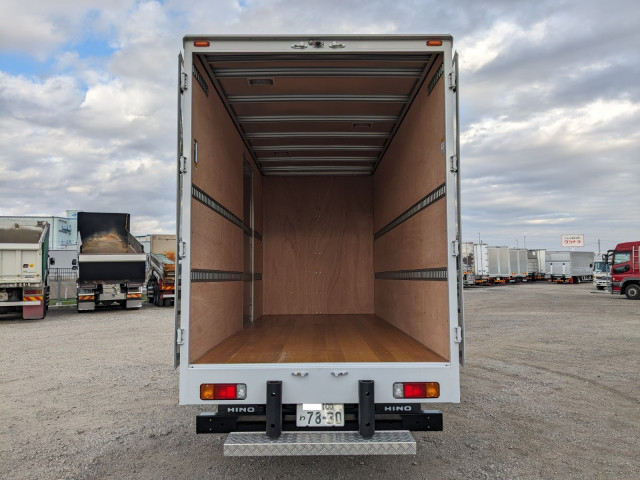 日野 デュトロ 小型 バン 2KG-XZU655M(98104) 9枚目