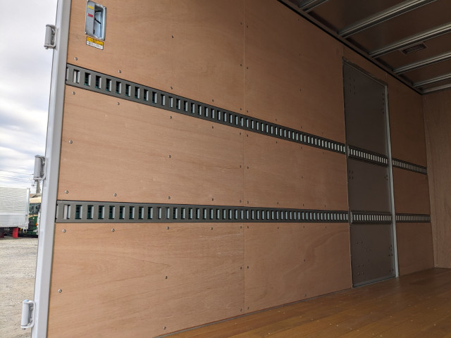 日野 デュトロ 小型 バン 2KG-XZU655M(98104) 19枚目