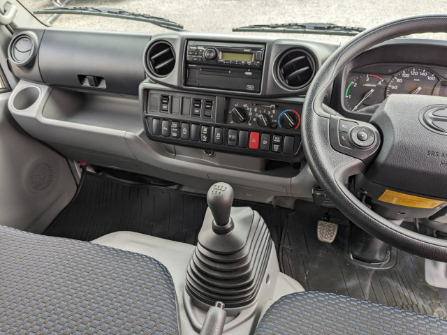 日野 デュトロ 小型 バン 2KG-XZU655M(98104) 35枚目