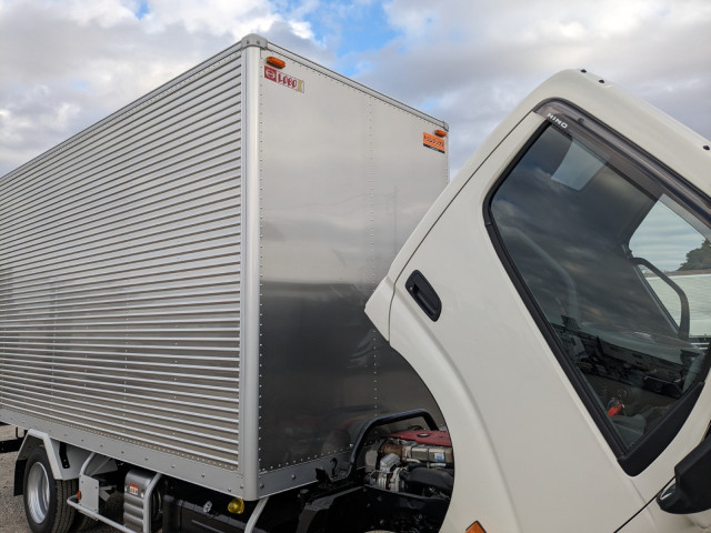 日野 デュトロ 小型 バン 2KG-XZU655M(98104) 42枚目