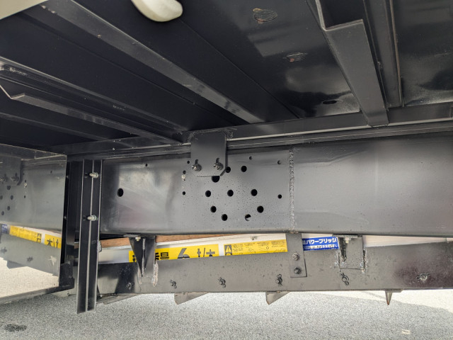 三菱ふそう スーパーグレート 大型 平ボディ（クレーン付） 2KG-FS70HZ(98106) 10枚目