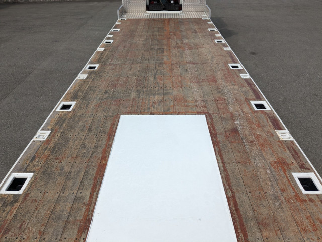 三菱ふそう スーパーグレート 大型 平ボディ（クレーン付） 2KG-FS70HZ(98106) 18枚目